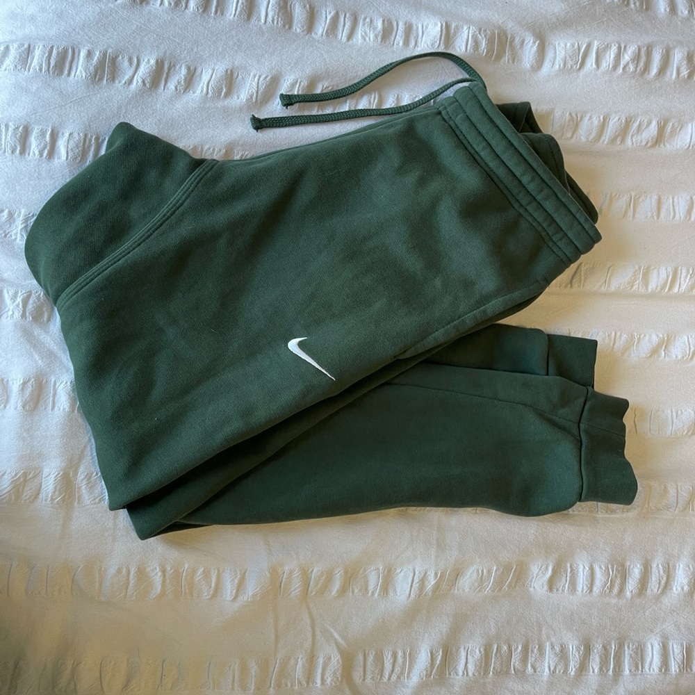 Nike Joggers
